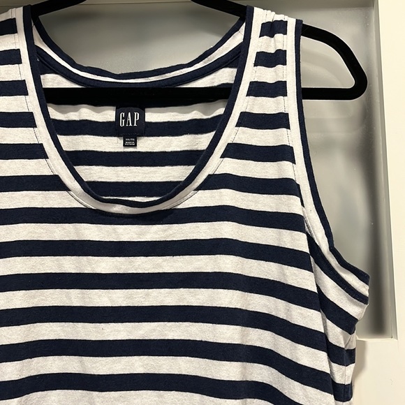 GAP Women’s High low hem dress - Picture 3 of 3